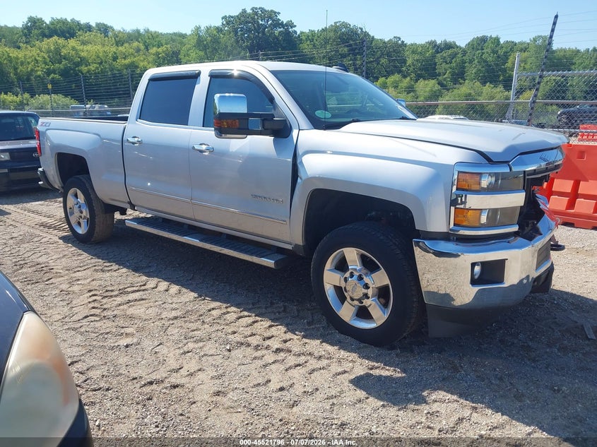 2019 Chevrolet Silverado 2500 VIN 1GC1KTEG2KF215837 — IAAI salvage auction photo