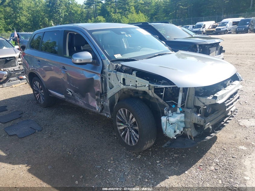 2020 Mitsubishi Outlander VIN JA4AZ3A34LZ045490 IAAI salvage auction — RIGHT SIDE, Salvage (Massachusetts), sold $3,900 on 2026-07-31 (photo 1)