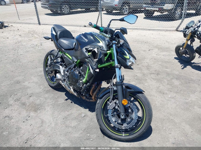 2022 Kawasaki Er VIN ML5EREL14NDA73608 IAAI salvage auction — RIGHT FRONT, Salvage Title, sold $550 on 2026-07-21 (photo 1)