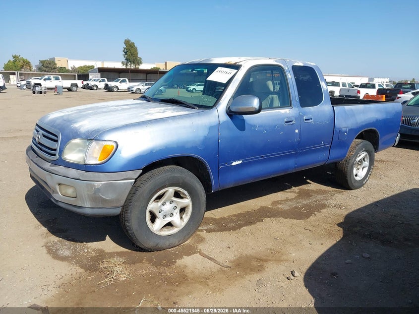 2000 Toyota Tundra VIN 5TBRT3410YS103665 IAAI salvage auction — NORMAL WEAR, Salvage Title - Dealer (California), sold $725 on 2026-07-29 (photo 2)