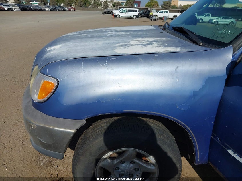 2000 Toyota Tundra VIN 5TBRT3410YS103665 IAAI salvage auction — NORMAL WEAR, Salvage Title - Dealer (California), sold $725 on 2026-07-29 (photo 6)