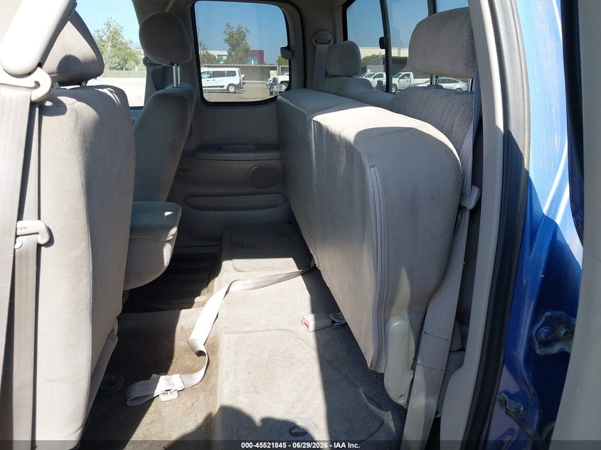 2000 Toyota Tundra VIN 5TBRT3410YS103665 IAAI salvage auction — NORMAL WEAR, Salvage Title - Dealer (California), sold $725 on 2026-07-29 (photo 8)
