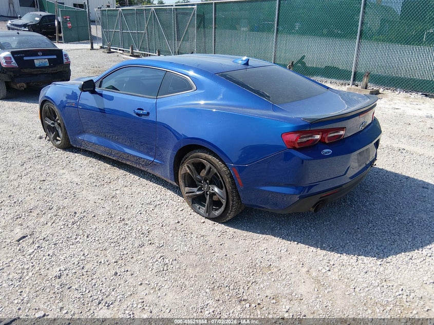 2021 Chevrolet Camaro VIN 1G1FF1R73M0115981 IAAI salvage auction — RIGHT FRONT, Salvage Title, sold $9,000 on 2026-09-07 (photo 3)