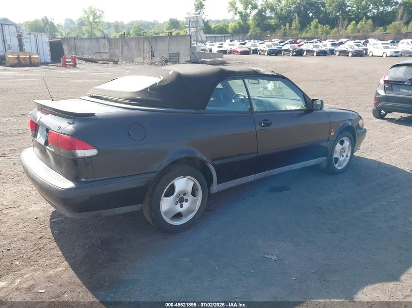 1999 Saab 9-3 VIN YS3DF78N5X7002006 IAAI salvage auction — NORMAL WEAR, Clear (New York), sold $400 on 2026-07-07 (photo 4)