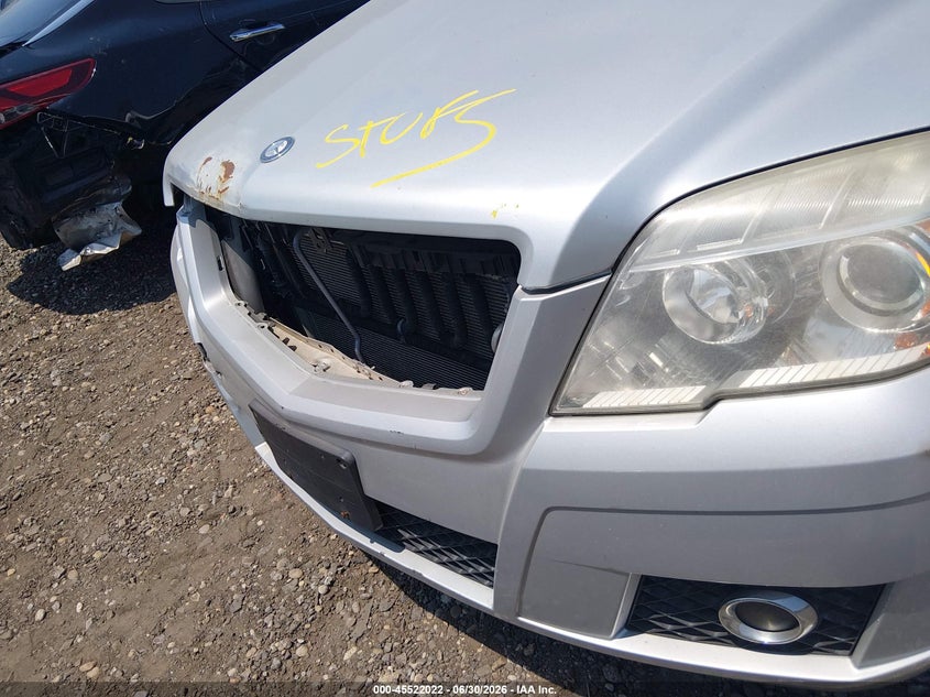 2011 Mercedes-benz Glk-class VIN WDCGG8HB7BF678138 IAAI salvage auction — RIGHT FRONT, Bill Of Sale (New York), sold $25 on 2026-08-04 (photo 6)