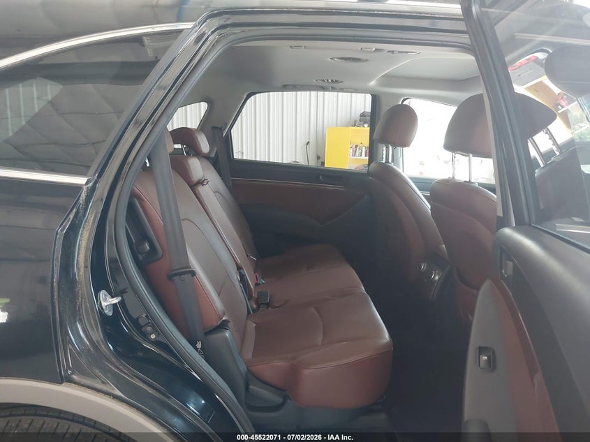 2010 Hyundai Veracruz VIN KM8NUDCC6AU129020 IAAI salvage auction — NORMAL WEAR, Clear (New Jersey), sold $2,400 on 2026-07-08 (photo 8)
