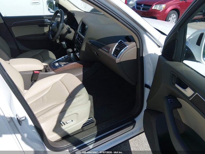 2015 Audi Q5 VIN WA1LFAFP9FA072334 IAAI salvage auction — NORMAL WEAR, Clear (Missouri), sold $1,750 on 2026-07-23 (photo 5)