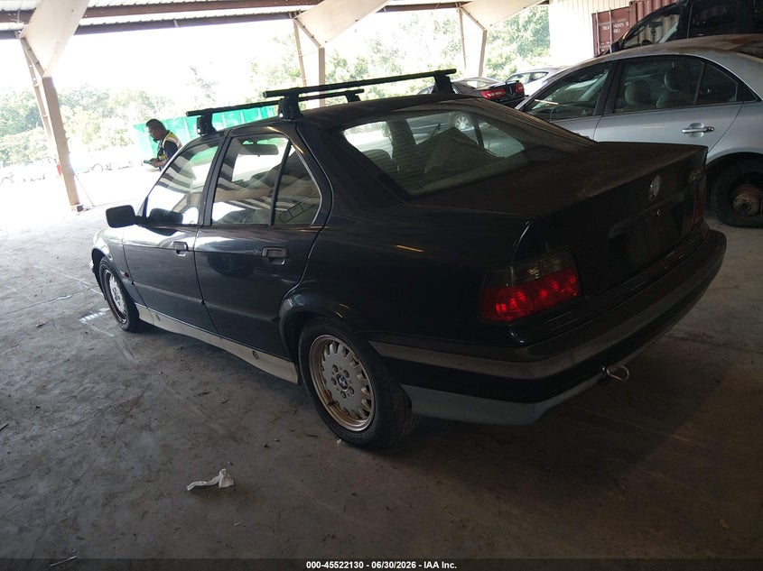 1994 BMW 3 series VIN WBACB4325RFM02647 IAAI salvage auction — NORMAL WEAR, Clear (Tennessee), sold $425 on 2026-07-29 (photo 3)