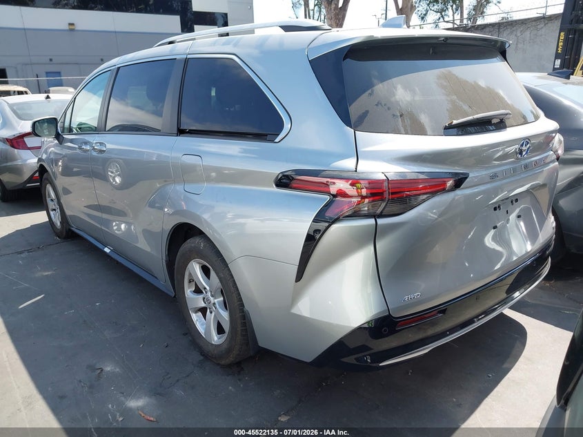 2024 Toyota Sienna VIN 5TDZSKFC4RS137614 IAAI salvage auction — FRONT END, Salvage Title, sold $22,350 on 2026-07-15 (photo 3)