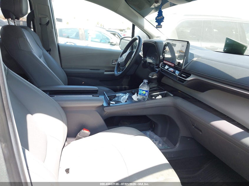 2024 Toyota Sienna VIN 5TDZSKFC4RS137614 IAAI salvage auction — FRONT END, Salvage Title, sold $22,350 on 2026-07-15 (photo 5)
