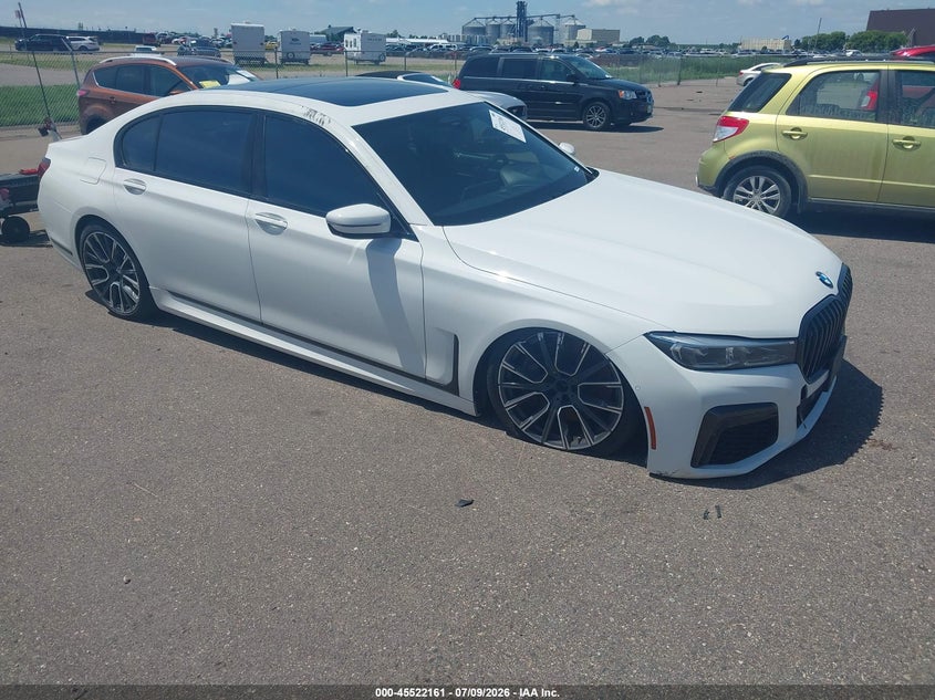 2020 BMW 7er VIN WBA7U2C0XLBM61948 IAAI salvage auction — RIGHT FRONT, Salvage (Minnesota), sold $17,750 on 2026-08-17 (photo 1)
