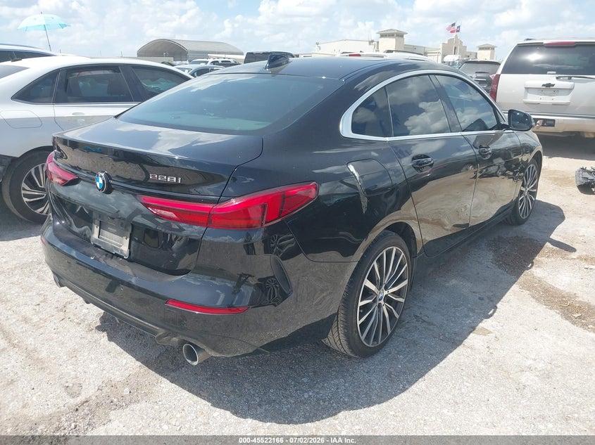 2021 BMW 2er VIN WBA73AK08M7J48870 IAAI salvage auction — UNDERCARRIAGE, Salvage Title, sold $8,600 on 2026-08-16 (photo 4)