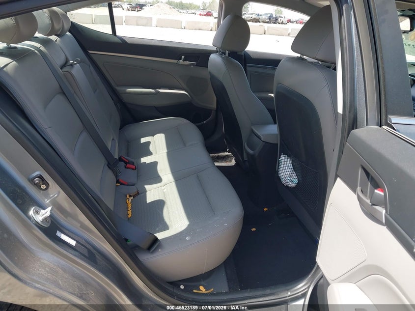 2017 Hyundai Elantra VIN KMHD84LF4HU070800 IAAI salvage auction — NORMAL WEAR, Salvage Title, sold $1,200 on 2026-07-29 (photo 8)