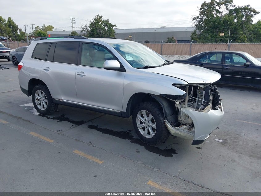 2013 Toyota Highlander VIN 5TDZK3EH2DS114876 IAAI salvage auction — NORMAL WEAR, Salvage (California), sold $900 on 2026-07-20 (photo 1)