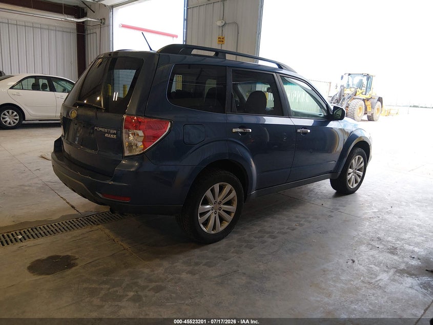 2012 Subaru Forester VIN JF2SHADC5CH441917 IAAI salvage auction — NORMAL WEAR, Clear (Utah), sold $300 on 2026-08-03 (photo 4)