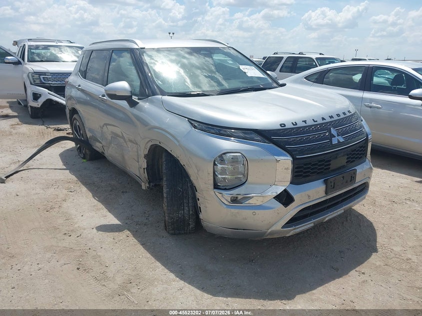 2023 Mitsubishi Outlander VIN JA4J3VA86PZ010156 — IAAI salvage auction photo