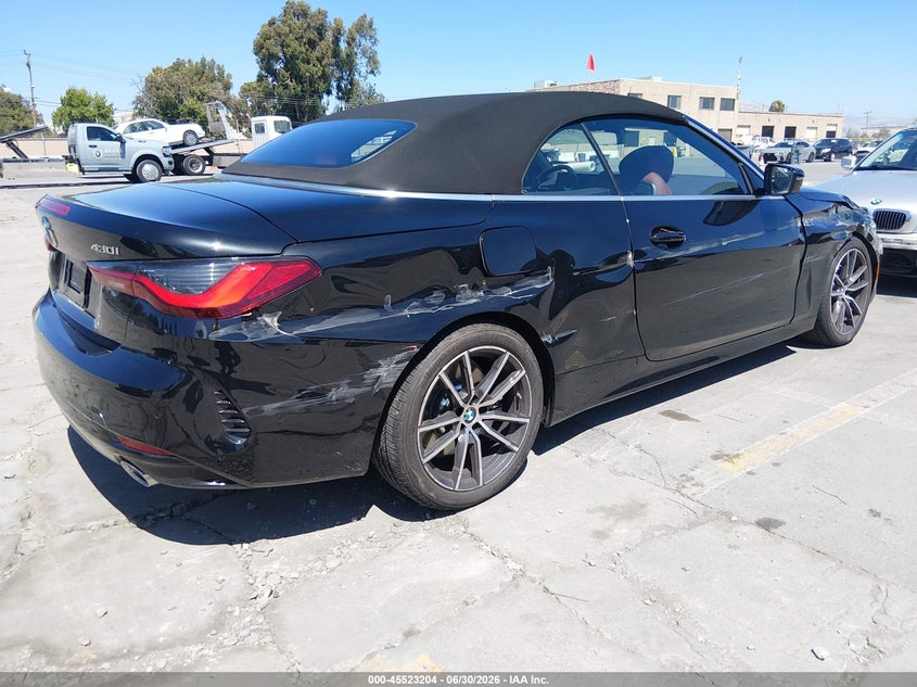 2027 BMW 4er VIN WBA53DB0XVCX77368 IAAI salvage auction — SIDE, Clear (California), sold $43,400 on 2026-07-29 (photo 4)