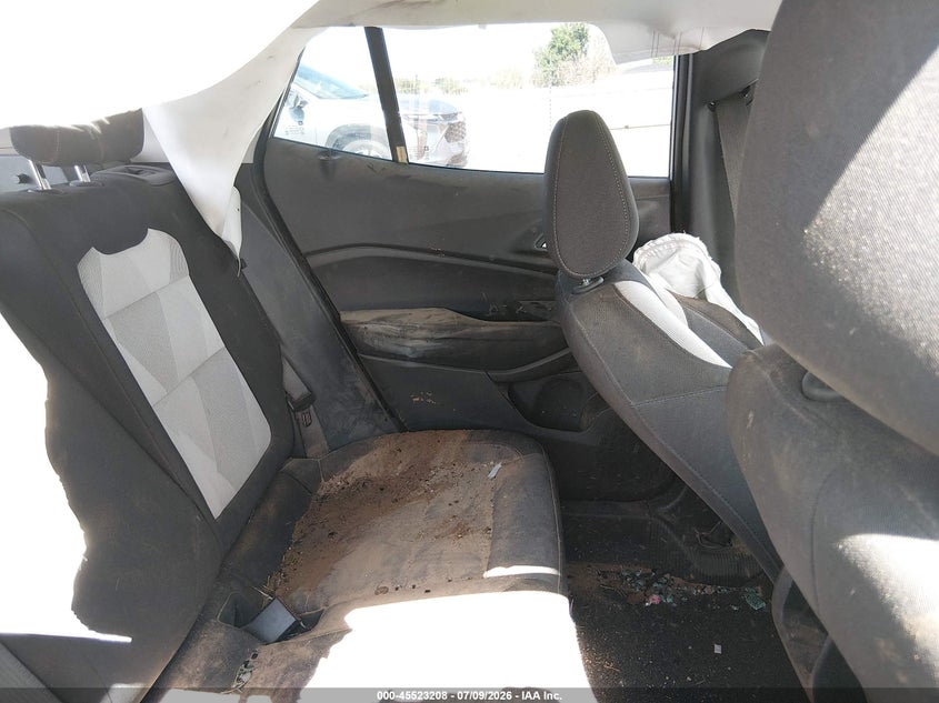 2024 Chevrolet Trax VIN KL77LFE28RC229781 IAAI salvage auction — ROLLOVER, Clear (New Mexico), sold $25 on 2026-07-20 (photo 8)