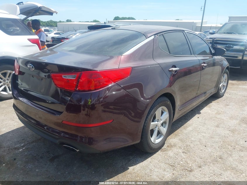 2014 Kia Optima VIN 5XXGM4A7XEG259185 IAAI salvage auction — NORMAL WEAR, Clear - Public Restricted (Oklahoma), sold $950 on 2026-07-29 (photo 4)