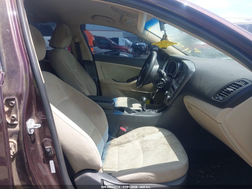 2014 Kia Optima VIN 5XXGM4A7XEG259185 IAAI salvage auction — NORMAL WEAR, Clear - Public Restricted (Oklahoma), sold $950 on 2026-07-29 (photo 5)