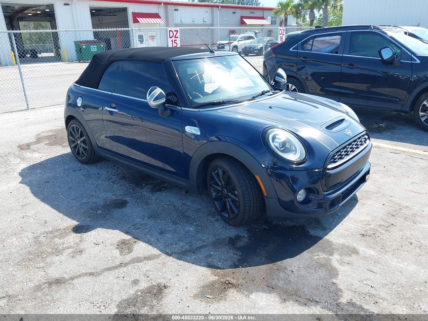 2019 Mini Convertible VIN WMWWG9C52K3E39977 IAAI salvage auction — NORMAL WEAR, Clear (Florida), sold $3,025 on 2026-07-29 (photo 6)