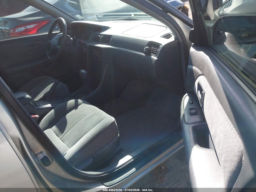 2001 Toyota Camry VIN JT2BG22K710606744 IAAI salvage auction — LEFT SIDE, Salvage (California), sold $425 on 2026-07-14 (photo 5)
