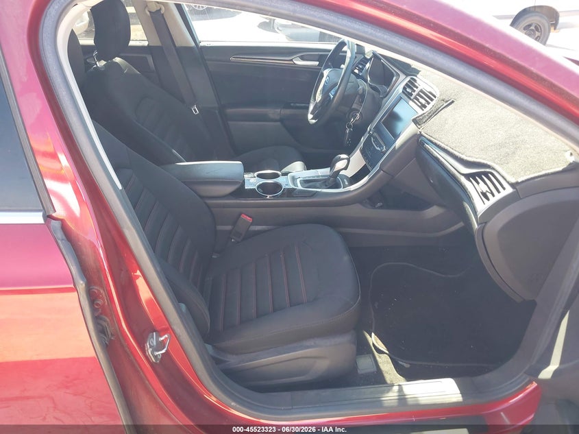 2013 Ford Fusion VIN 3FA6P0HR0DR325557 IAAI salvage auction — NORMAL WEAR, Clear-Dealer Only (Arizona), sold $250 on 2026-07-09 (photo 5)