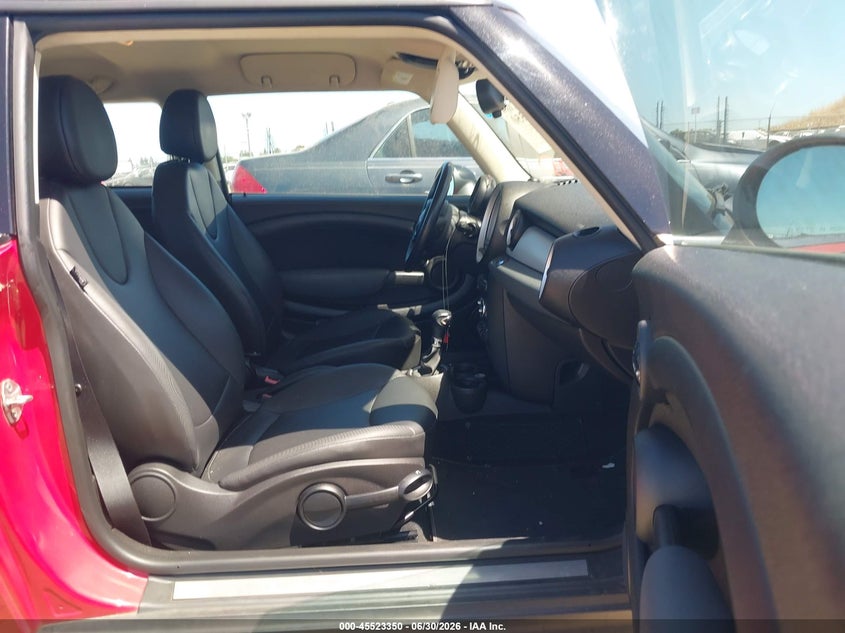 2012 Mini Cooper VIN WMWSU3C55CT263686 IAAI salvage auction — NORMAL WEAR, Clear - Dealer Only (California), sold $350 on 2026-07-24 (photo 5)