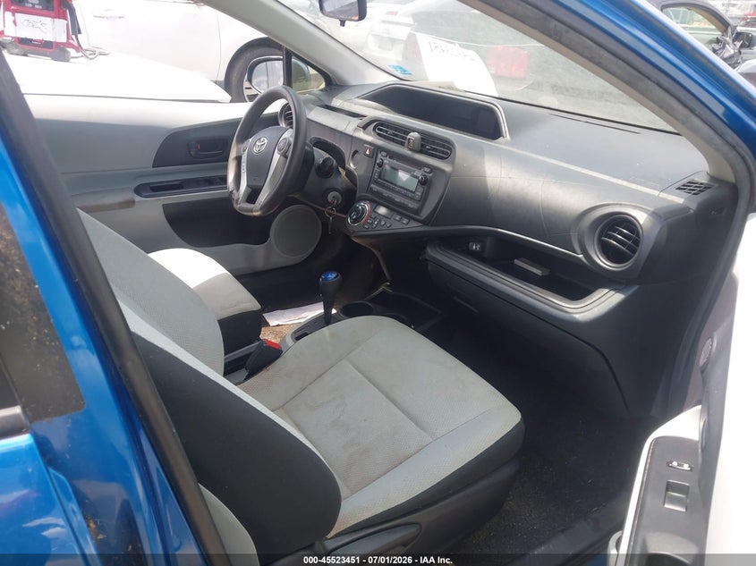 2012 Toyota Prius c VIN JTDKDTB31C1513536 IAAI salvage auction — NORMAL WEAR, Clear (South Carolina), sold $375 on 2026-07-29 (photo 5)