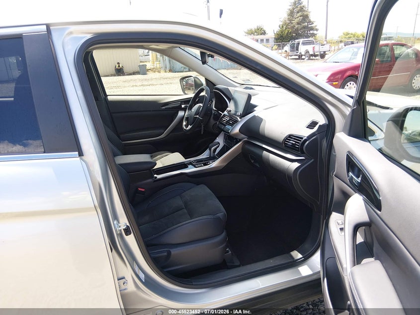 2025 Mitsubishi Eclipse cross VIN JA4ATWAA5SZ045367 IAAI salvage auction — FRONT END, Enterprise Vehicles Clear Only (Washington), sold $11,075 on 2026-07-22 (photo 5)