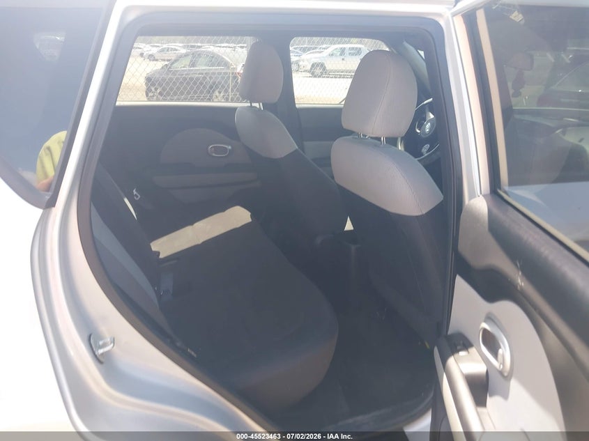 2015 Kia Soul VIN KNDJN2A29F7759134 IAAI salvage auction — RIGHT FRONT, Salvage Title, sold $400 on 2026-07-31 (photo 8)