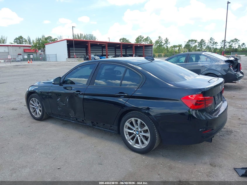 2017 BMW 3er VIN WBA8E1G5XHNU12871 IAAI salvage auction — SIDE, Salvage Title, sold $2,150 on 2026-07-29 (photo 3)