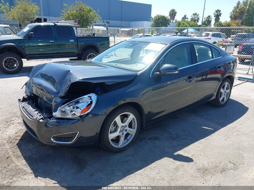 2013 Volvo S60 VIN YV1612FS6D2185848 IAAI salvage auction — FRONT END, Salvage (California), sold $1,300 on 2026-08-10 (photo 2)