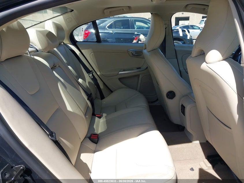 2013 Volvo S60 VIN YV1612FS6D2185848 IAAI salvage auction — FRONT END, Salvage (California), sold $1,300 on 2026-08-10 (photo 8)