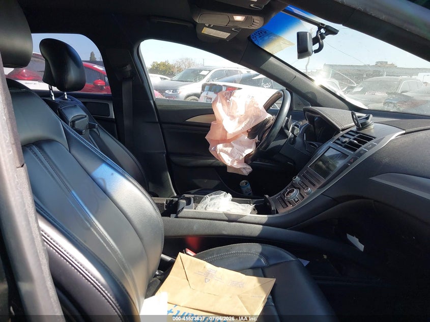 2017 Lincoln Mkz VIN 3LN6L5A90HR605414 IAAI salvage auction — FRONT END, Salvage Title, sold $1,600 on 2026-08-01 (photo 5)