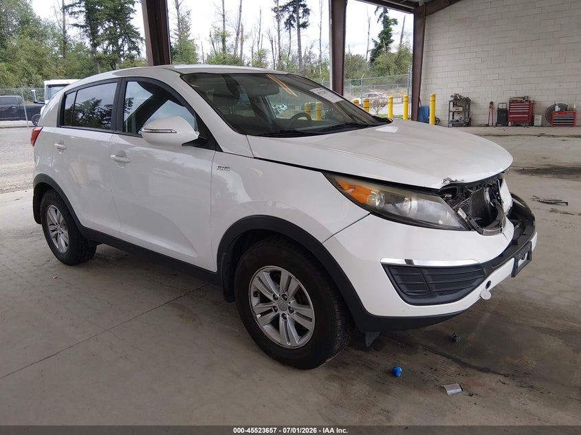 2011 Kia Sportage VIN KNDPBCA28B7077638 IAAI salvage auction — FRONT END, Salvage Title, sold $2,000 on 2026-07-22 (photo 1)