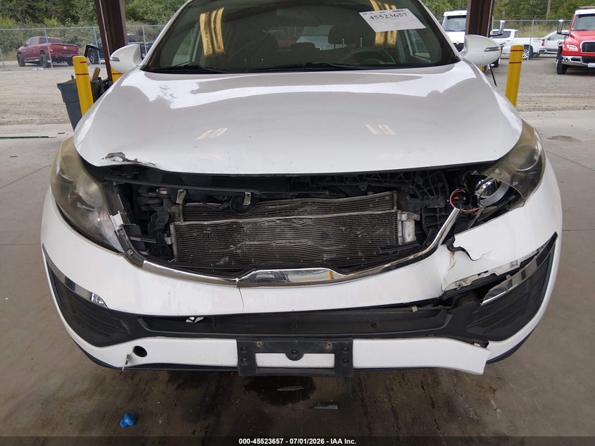 2011 Kia Sportage VIN KNDPBCA28B7077638 IAAI salvage auction — FRONT END, Salvage Title, sold $2,000 on 2026-07-22 (photo 6)