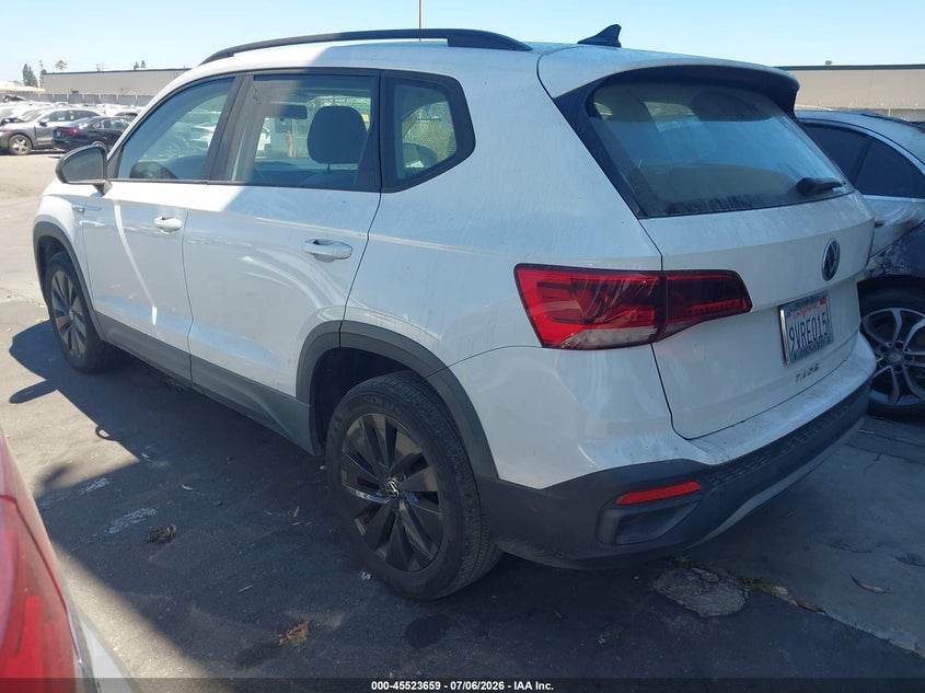 2022 Volkswagen Taos VIN 3VVCX7B25NM084533 IAAI salvage auction — SIDE, Salvage Title, sold $2,800 on 2026-07-25 (photo 3)