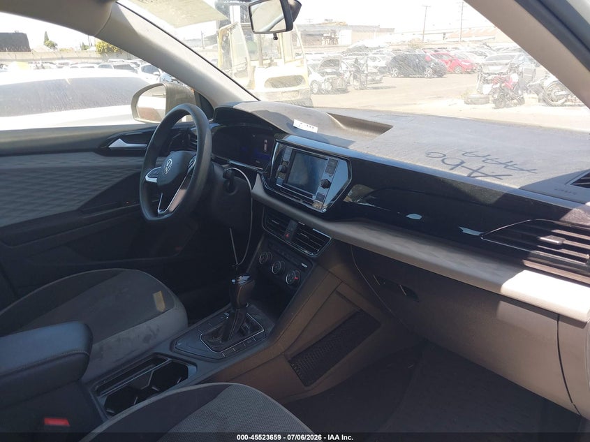 2022 Volkswagen Taos VIN 3VVCX7B25NM084533 IAAI salvage auction — SIDE, Salvage Title, sold $2,800 on 2026-07-25 (photo 5)