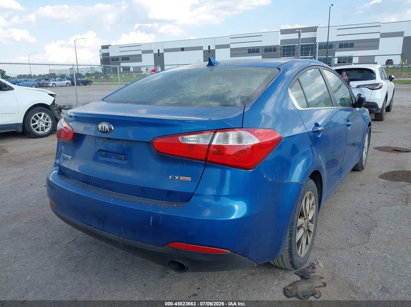 2014 Kia Forte VIN KNAFX4A82E5090910 IAAI salvage auction — FRONT END, Salvage (Texas), sold $850 on 2026-08-01 (photo 4)