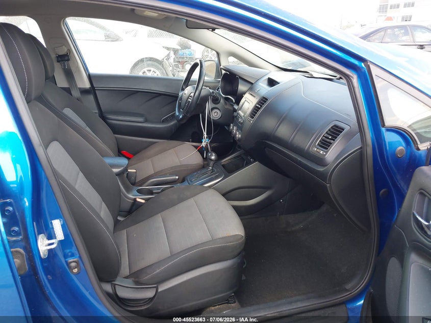 2014 Kia Forte VIN KNAFX4A82E5090910 IAAI salvage auction — FRONT END, Salvage (Texas), sold $850 on 2026-08-01 (photo 5)