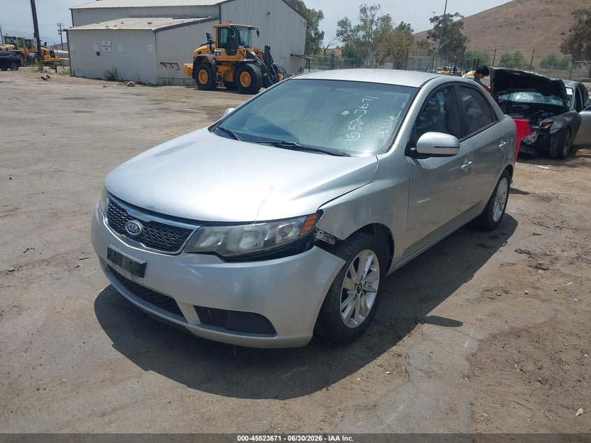 2011 Kia Forte VIN KNAFU4A24B5425973 IAAI salvage auction — NORMAL WEAR, Clear - Dealer Only (California), sold $325 on 2026-07-28 (photo 2)