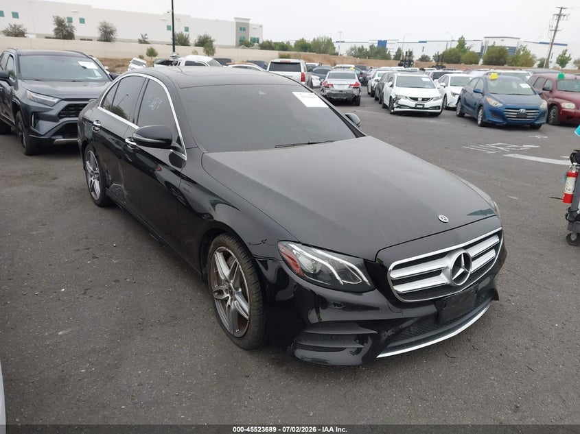 2019 Mercedes-benz E-klasse VIN WDDZF4JB0KA601957 IAAI salvage auction — RIGHT SIDE, Salvage Title, sold $11,600 on 2026-07-30 (photo 1)