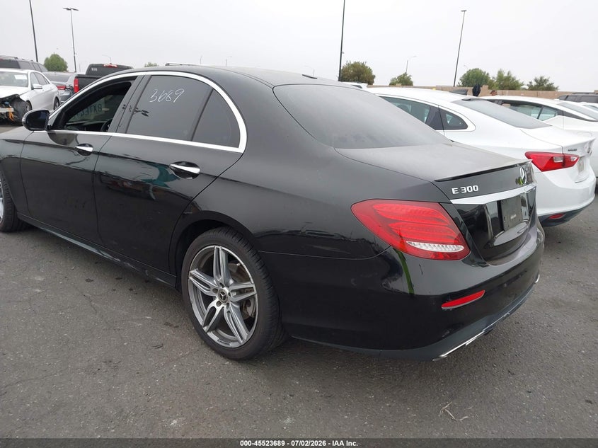 2019 Mercedes-benz E-klasse VIN WDDZF4JB0KA601957 IAAI salvage auction — RIGHT SIDE, Salvage Title, sold $11,600 on 2026-07-30 (photo 3)