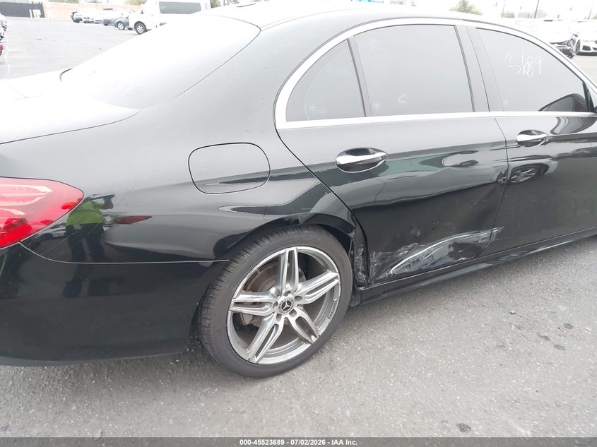 2019 Mercedes-benz E-klasse VIN WDDZF4JB0KA601957 IAAI salvage auction — RIGHT SIDE, Salvage Title, sold $11,600 on 2026-07-30 (photo 6)