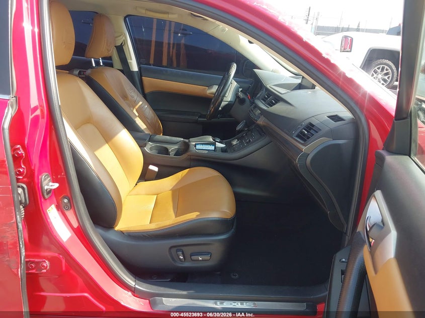 2014 Lexus Ct VIN JTHKD5BH2E2206914 IAAI salvage auction — FRONT END, Salvage Title, sold $1,800 on 2026-07-29 (photo 5)