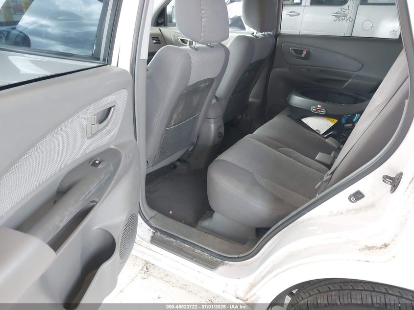 2006 Hyundai Tucson VIN KM8JM72B66U327712 IAAI salvage auction — RIGHT SIDE, Bill Of Sale (Washington), sold $325 on 2026-07-15 (photo 8)