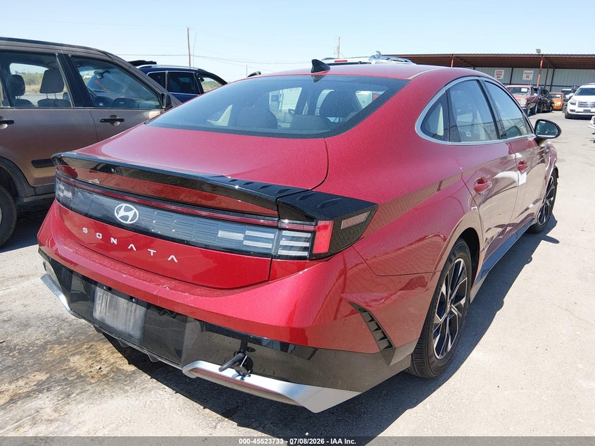 2025 Hyundai Sonata VIN KMHL64JA8SA464088 IAAI salvage auction — FRONT END, Salvage Title, sold $8,300 on 2026-08-19 (photo 4)