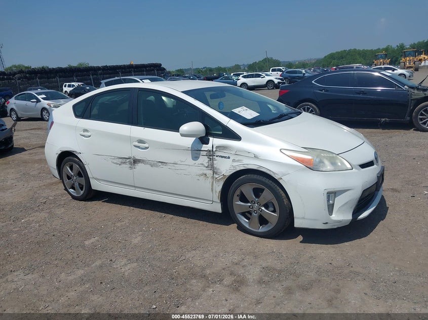 2013 Toyota Prius VIN JTDKN3DU2D5607700 IAAI salvage auction — FRONT & REAR, Salvage Title, sold $2,300 on 2026-07-16 (photo 1)
