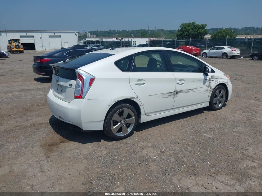 2013 Toyota Prius VIN JTDKN3DU2D5607700 IAAI salvage auction — FRONT & REAR, Salvage Title, sold $2,300 on 2026-07-16 (photo 4)